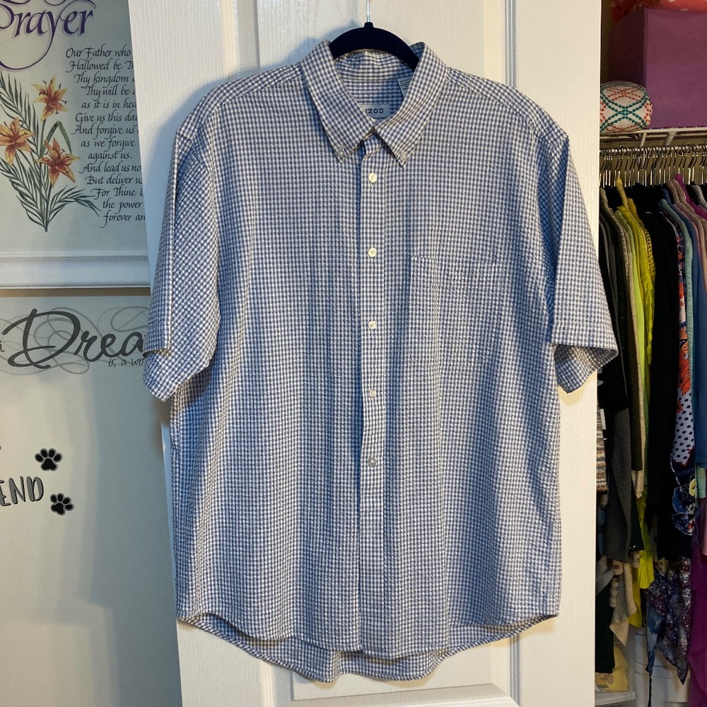 MENS IZOD COMFORT SHIRT (NWOT)